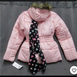 NWT R1881 by S Rothchild Blush Puffer w/ Scarf faux fur trim hooded Jacket